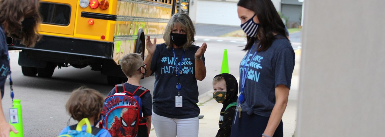 HSS Families Return to School
