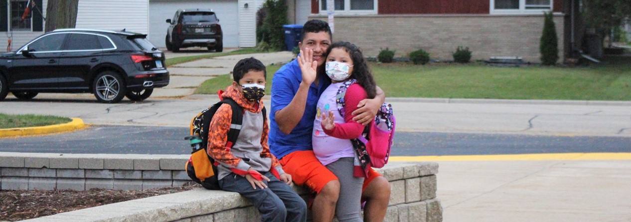 HSS Families Walk to School