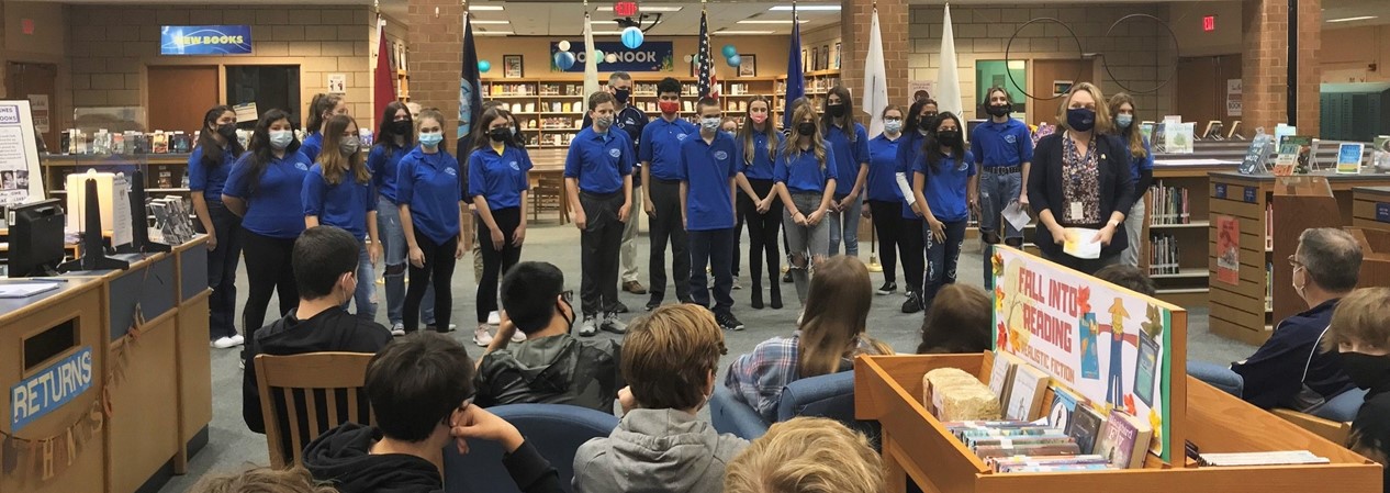 GMS South Students Perform in Library